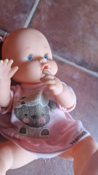 Muñeca Nenuco con vestido de oso