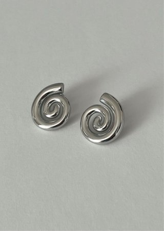 Pendientes plateados espiral