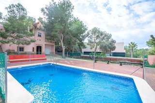 Chalet en venta en San Miguel de Salinas