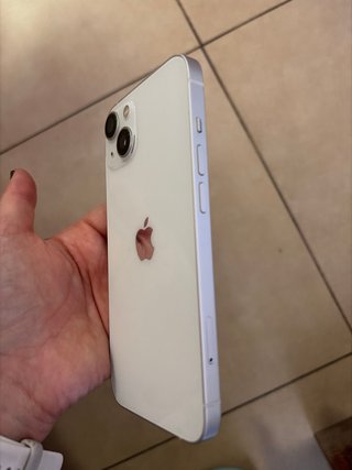 iPhone 13 Apple