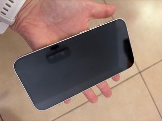 iPhone 13 Apple