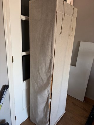 Mueble zapatero de madera y tela