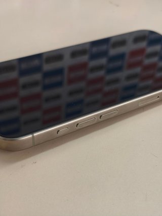 iPhone 15 Pro 128GB Natural Titanium