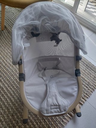 Mecedora Kinderkraft bebé - Como nueva