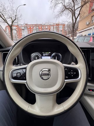 Volvo XC60 2021