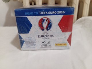 Box 50 bustine sigillato Panini "Road to Euro 2016