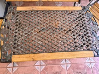 Conjunto Mesa + 2 Sillones + Banco de forja/madera