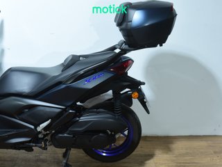 YAMAHA XMAX 125