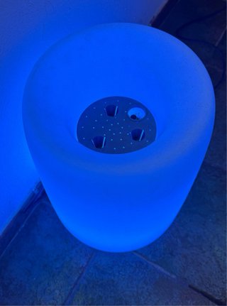Macetero blanco diseño luminoso