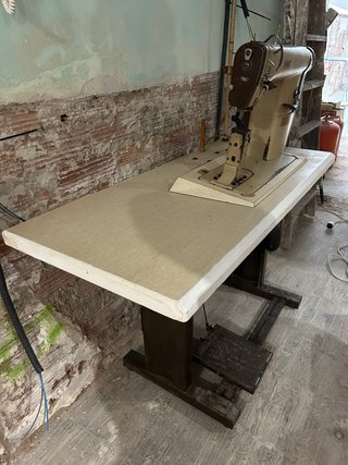 Máquina de coser industrial PFAFF