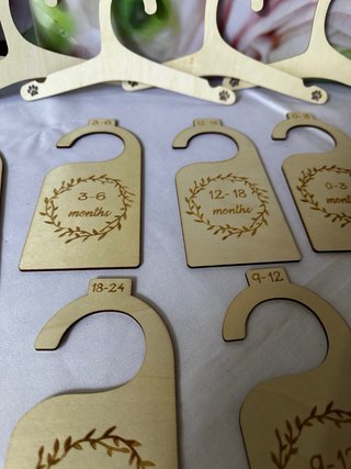 Set Divisori e Grucce Armadio Neonato Legno