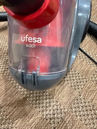 Aspiradora multidireccional Ufesa 2328 DDI
