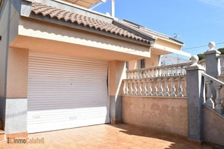 Chalet en venta en Bellamar en Calafell
