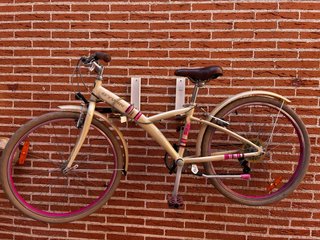 Bicicleta Btwin color crema
