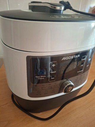 Olla a presión eléctrica programable Aigostar 5.5l
