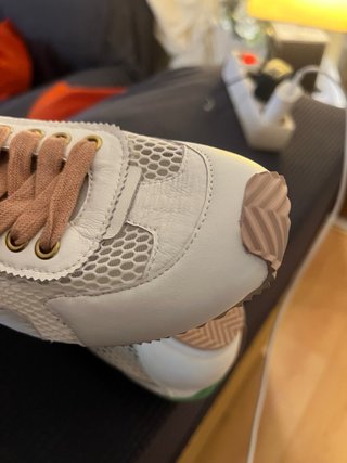 Zapatillas Kurt Geiger caladas blancas y verdes