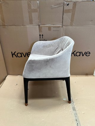 Sedia velluto grigio struttura nera