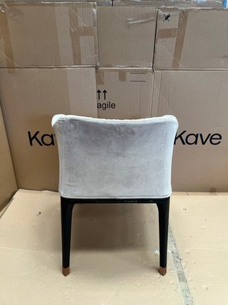 Sedia velluto grigio struttura nera