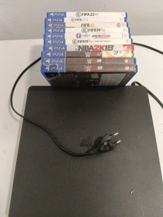 PS4 consola con 10 juegos