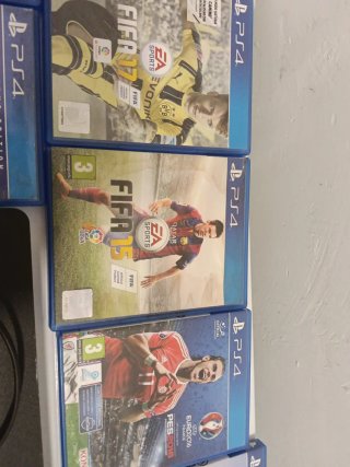 PS4 consola con 10 juegos