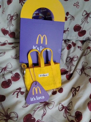 Monedero llavero McDonald's x It's Lava Ed. Limit