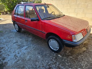 Peugeot 205 GR 1.1 MOTOR GASOLINA