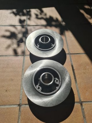 Discos de freno traseros Megane 3 y otros modelos.