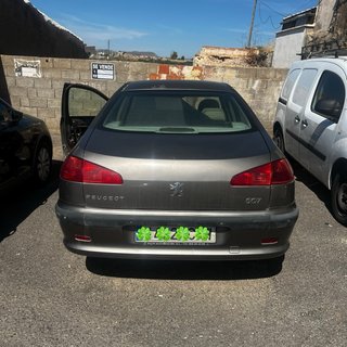 Peugeot 607 2004