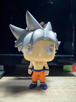 Figura Funko Pop Goku Ultra Instinto
