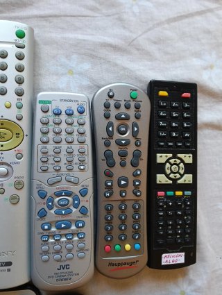 Lote mandos a distancia Conceptronic, Sony, JVC, H