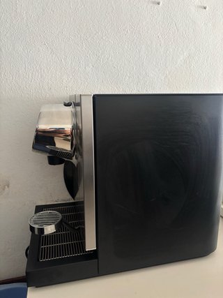 Máquina Nespresso Momento 100 Profesional
