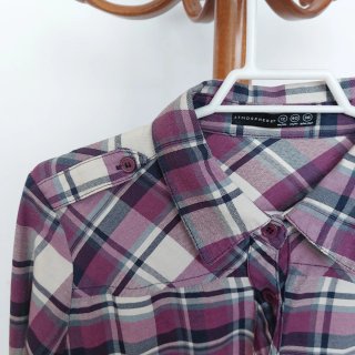Camisa cuadros morados talla 40
