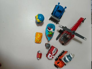 Lote de Juguetes: Helicóptero, Camión, Coche