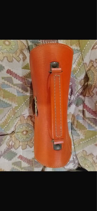 Borsa cartella vintage arancione con cavallo