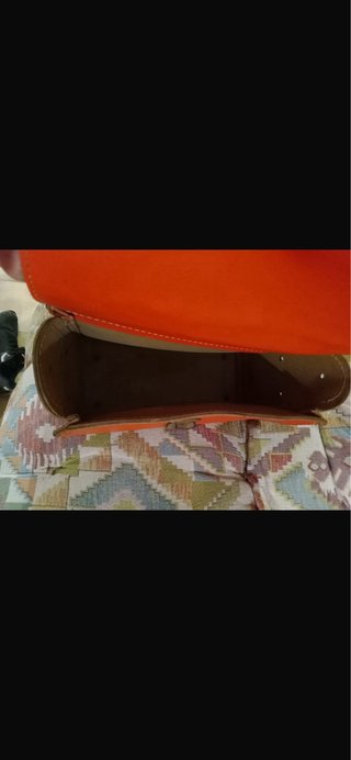 Borsa cartella vintage arancione con cavallo