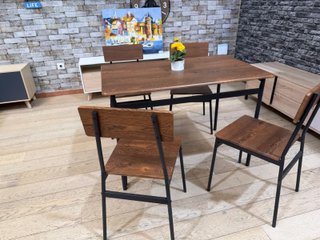 Mesa Comedor/Cocina + 4 Sillas Madera