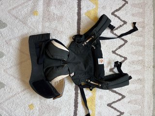 Mochila Porta Bebés Ergobaby Negra