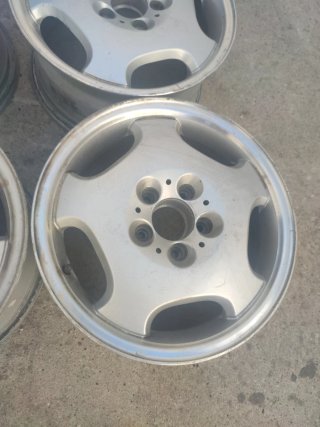 Llantas Mercedes Benz W210 16 pulgadas