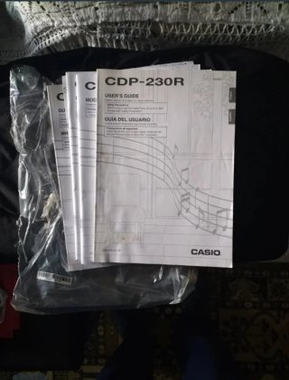 Piano Digital Casio CDP-230R