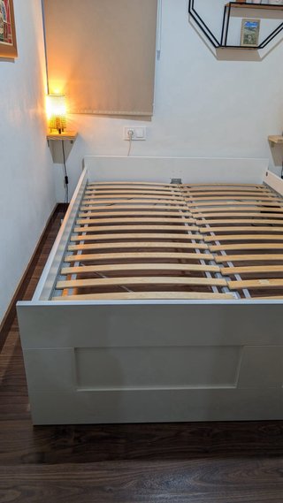 Cama Ikea Brimnes 140x200 (sin cajones)