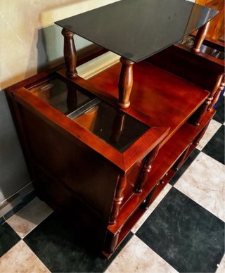 Mueble TV madera con vitrinas y cajones