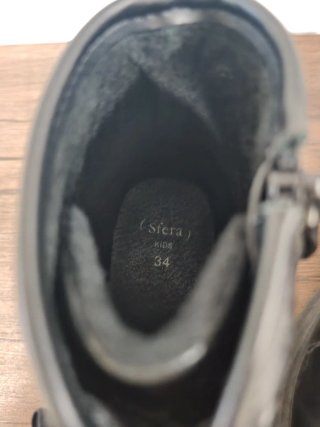Botas niña negras con estrellas