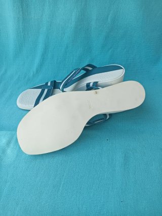 Sandalias Bally Talla 41 Azul y Blanco