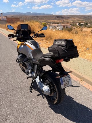 Moto Guzzi Stelvio 2024