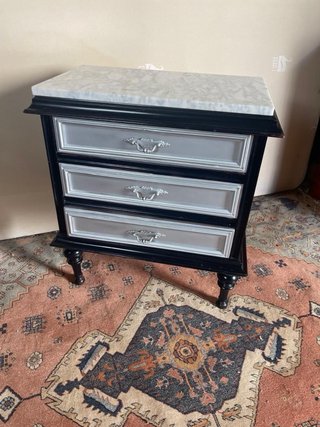 Mesa Auxiliar Mármol y Madera