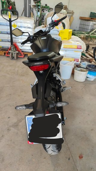 Honda CB125R 2024