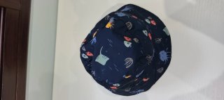 Gorro de playa infantil con estampado marino