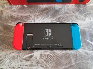 Nintendo Switch Console