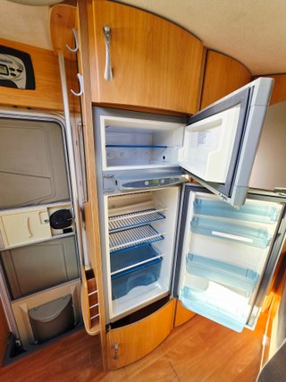 RENAULT - CHAUSSON ALLEGRO 82 - Toldo/Placa/Nevera