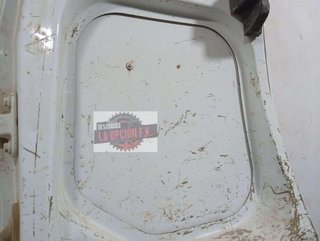 PUERTA TRASERA DERECHA Ford Transit Connect (CHC)(2013->)
